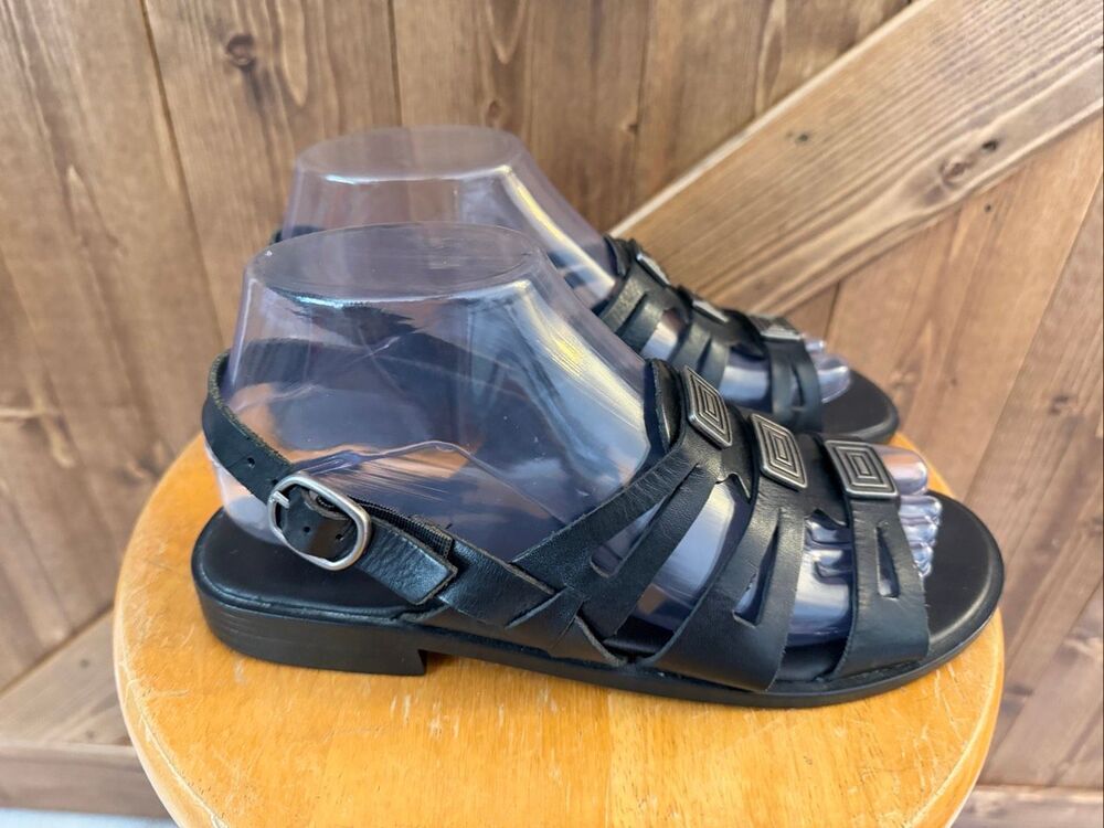 Montego Bay Club Women’s Size 7.5 Black Leather Strappy Sandals